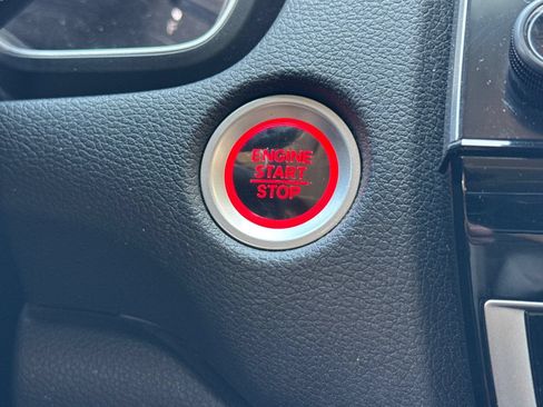 Used 2017 Honda CR-V EX image 32