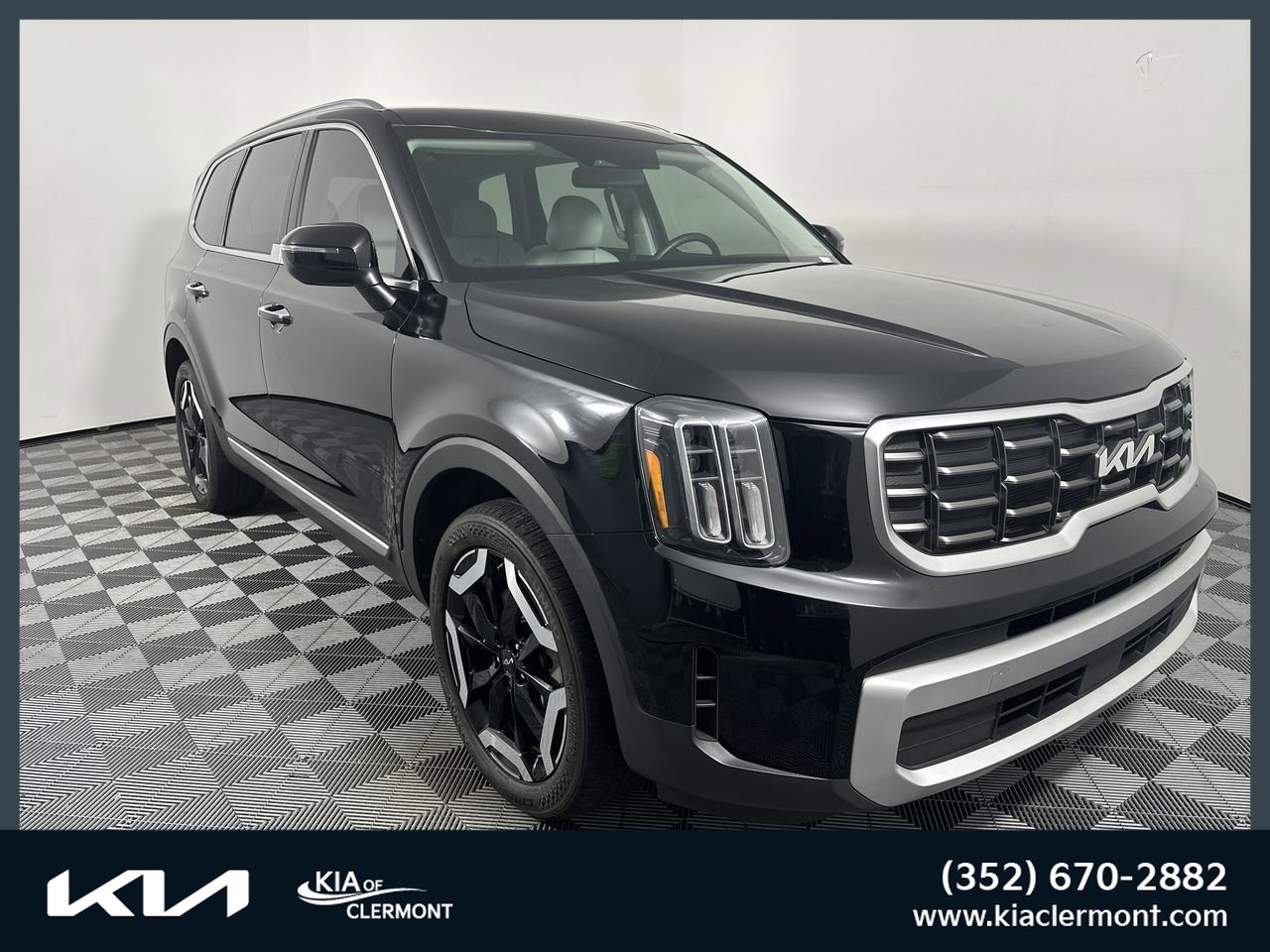 Certified 2024 Kia Telluride S FWD image 1