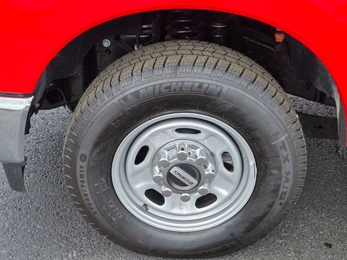 New 2025 Ford F250 XL RWD image 8