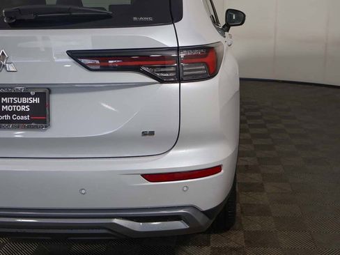 New 2026 Mitsubishi Outlander SE image 18