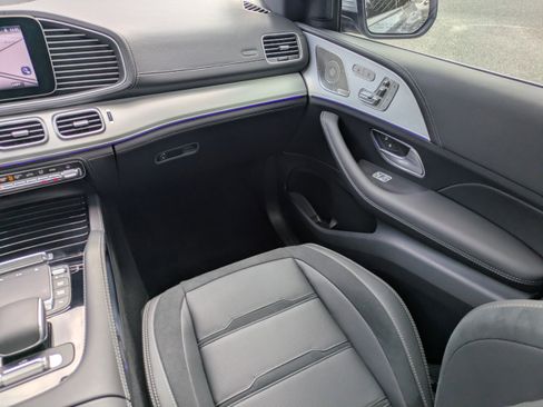 Used 2025 Mercedes-Benz GLE 53 AMG 4MATIC Coupe image 21