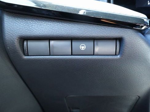 New 2026 Nissan Kicks SR w/ Cold Weather Package image 15