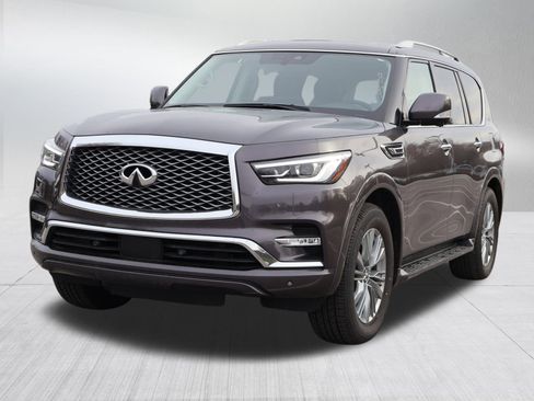 Used 2024 INFINITI QX80 Luxe image 3