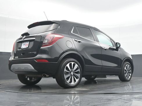 Used 2022 Buick Encore Preferred w/ Safety Package AWD/4WD image 30