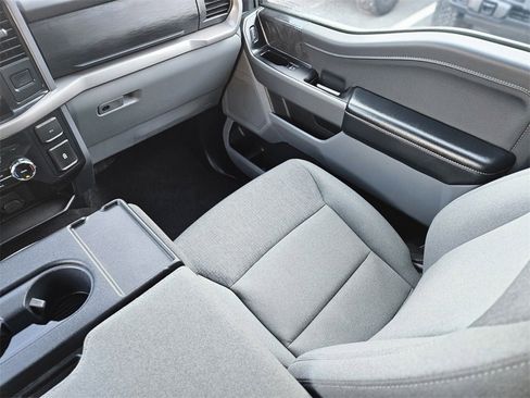 Used 2024 Ford F150 XLT w/ Tow/Haul Package image 12