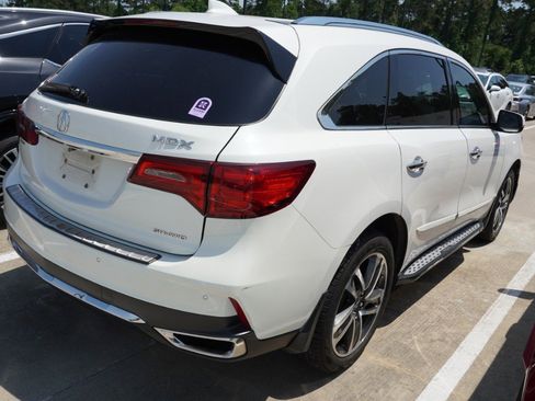 Used 2017 Acura MDX SH-AWD w/ Advance Package image 4