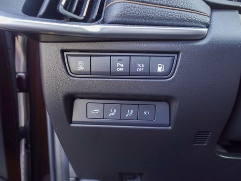 Used 2024 MAZDA CX-90 Plug-In Hybrid w/ Premium Pkg image 12