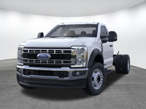 New 2025 Ford F450 XL w/ XL Chrome Package image 2
