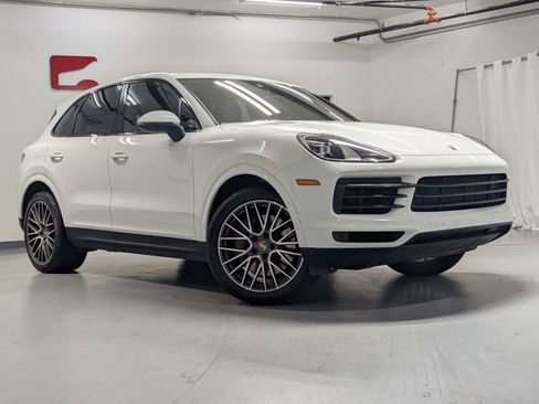 Used 2021 Porsche Cayenne S image 2