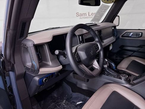 Used 2024 Ford Bronco Wildtrak image 9