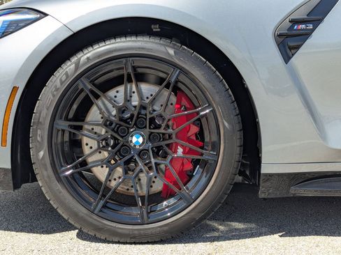 Used 2025 BMW M3 w/ Executive Package image 31