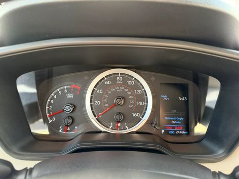 Used 2022 Toyota Corolla Cross LE image 24