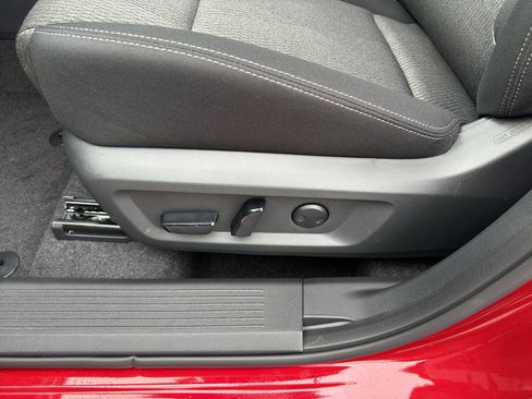 New 2026 Nissan Rogue SV AWD/4WD image 15
