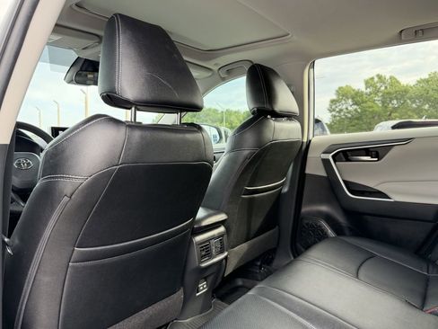 Used 2023 Toyota RAV4 XLE w/ Convenience Package FWD image 12