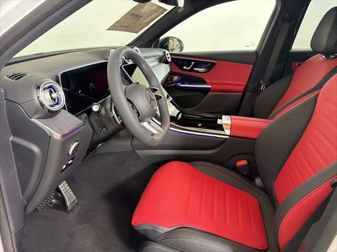New 2026 Mercedes-Benz GLC 300 4MATIC image 2