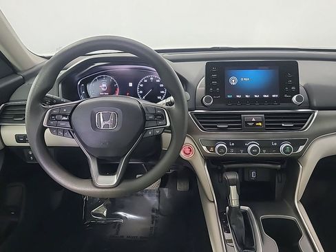 Certified 2018 Honda Accord LX image 19