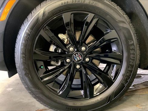 Used 2025 Buick Envista Sport Touring FWD image 9