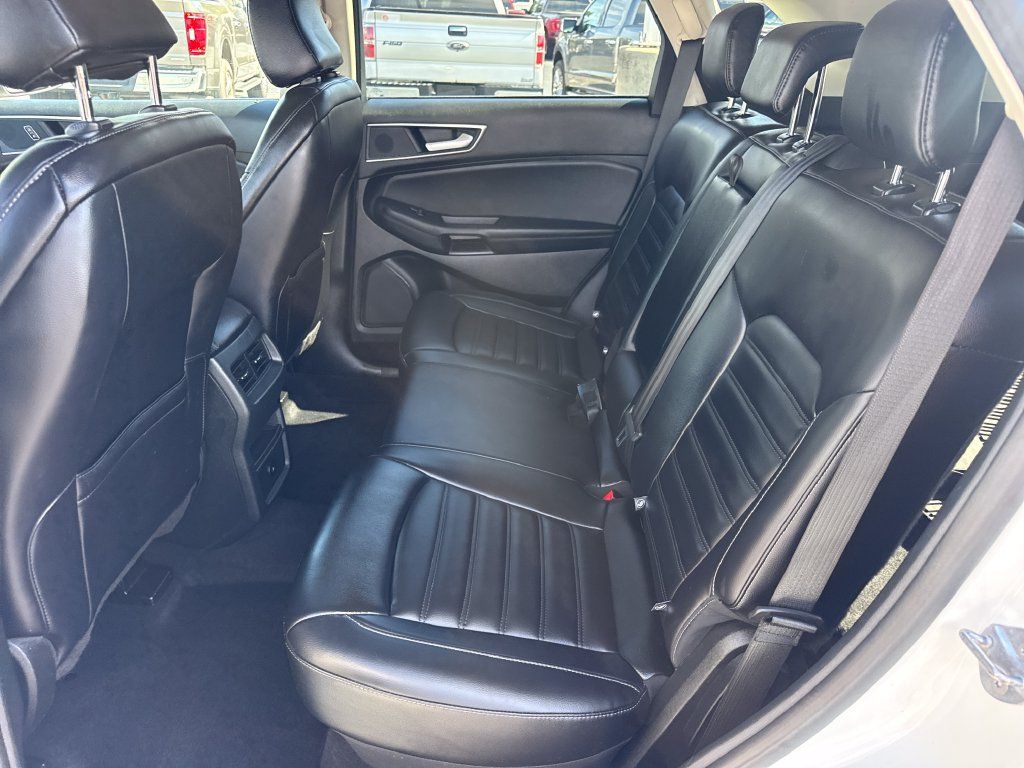 Used 2024 Ford Edge SEL AWD/4WD image 14