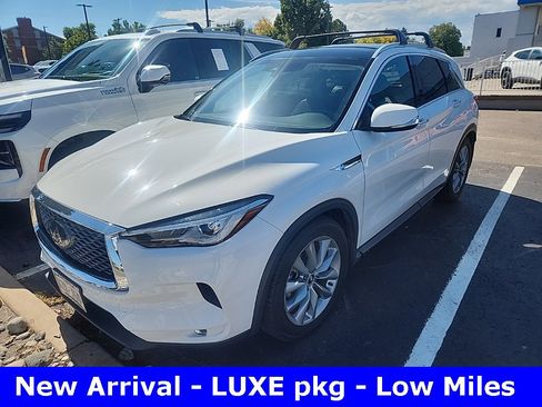Used 2019 INFINITI QX50 Luxe w/ Navigation Package image 1