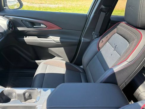 New 2025 Chevrolet Equinox EV RS AWD/4WD image 16