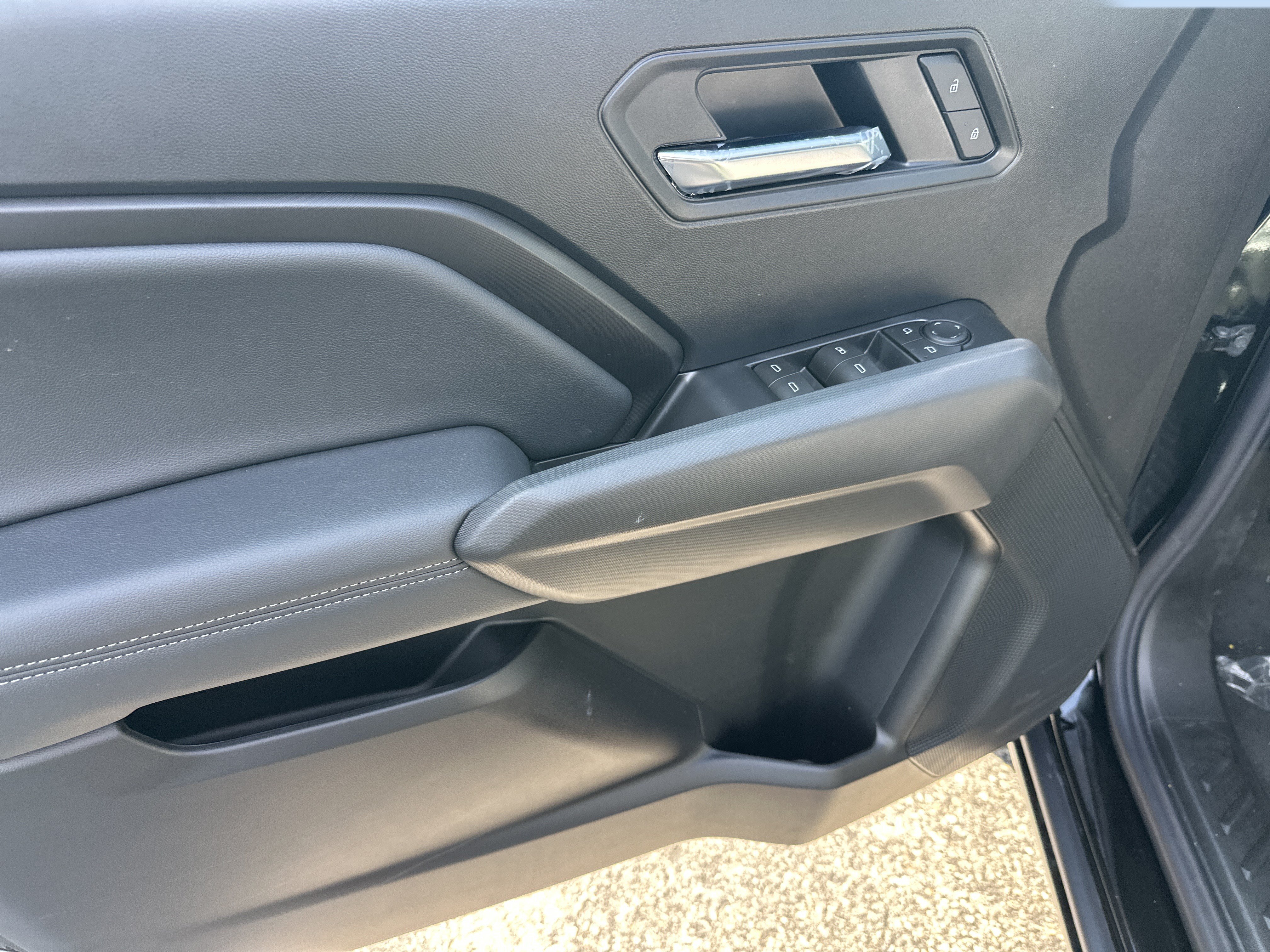 New 2026 Chevrolet Colorado LT w/ LT Convenience Package AWD/4WD image 6