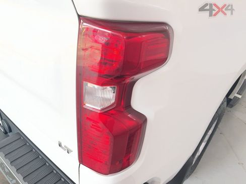 Used 2023 Chevrolet Silverado 1500 LT image 47