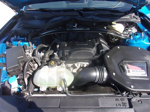 Used 2021 Ford Mustang Premium w/ 2.3L High Performance Package RWD image 22