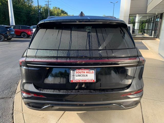 Used 2024 Lincoln Nautilus Reserve w/ Equipment Group 202A AWD/4WD image 4