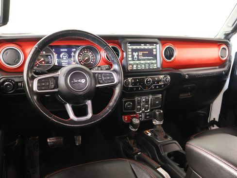 Used 2021 Jeep Wrangler Unlimited Rubicon AWD/4WD image 2