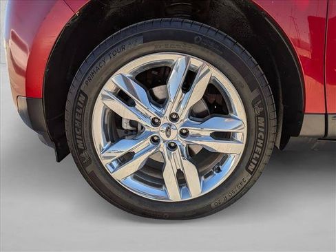 Used 2014 Ford Edge Limited w/ Equipment Group 302A FWD image 19