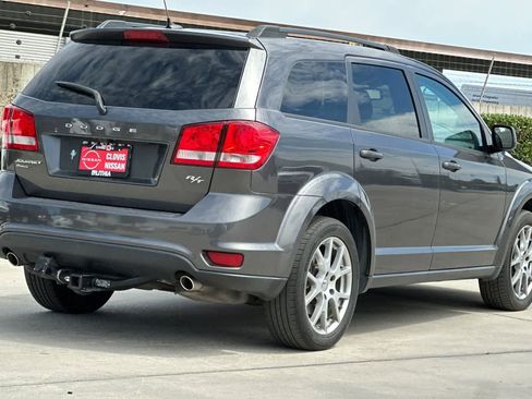 Used 2014 Dodge Journey R/T w/ Flexible Seating Group AWD/4WD image 3