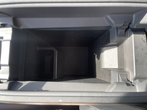 Used 2023 Nissan Rogue SV w/ SV Premium B Package image 27