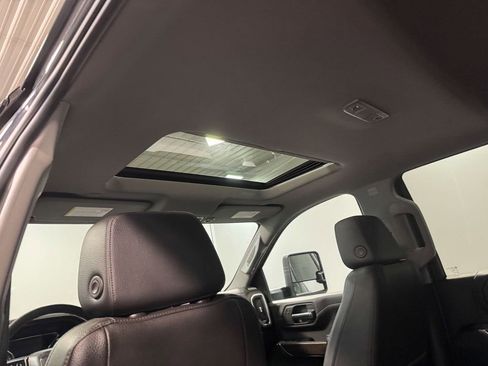 Used 2022 GMC Sierra 2500 Denali image 11