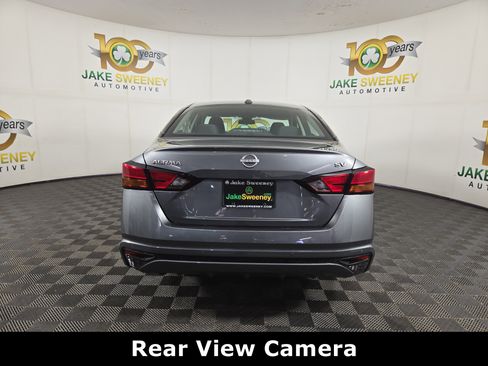 Used 2024 Nissan Altima 2.5 SV FWD image 7