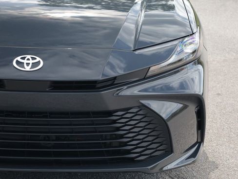 Used 2026 Toyota Camry LE w/ Convenience Package FWD image 22