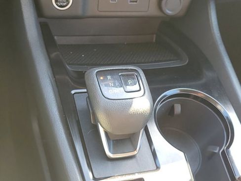 Used 2023 Nissan Rogue S image 29