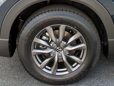 Used 2023 MAZDA CX-9 Touring image 11