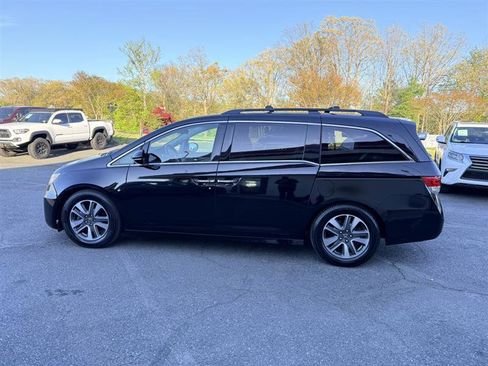 Used 2015 Honda Odyssey Touring image 8