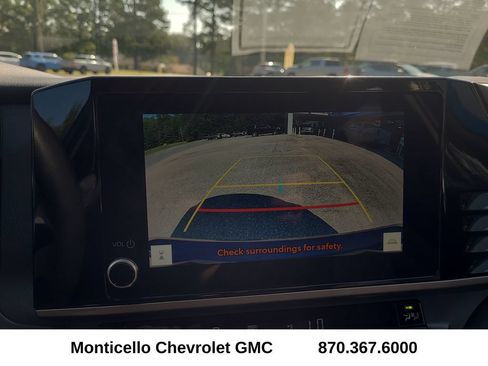 Used 2025 Toyota Camry LE FWD image 21