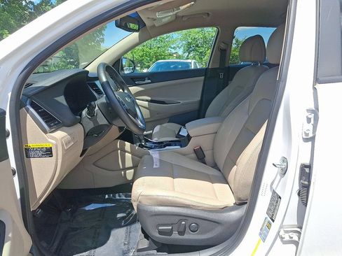 Used 2017 Hyundai Tucson SE Plus FWD image 14