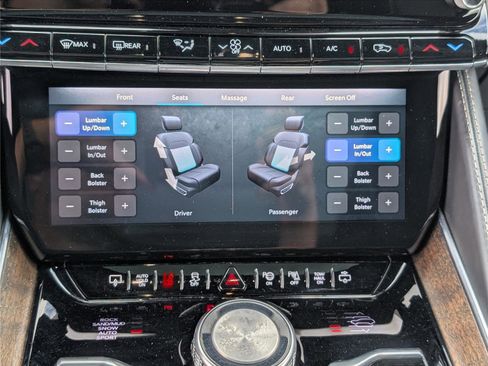 Used 2022 Jeep Grand Wagoneer Series II w/ Convenience Group III AWD/4WD image 31