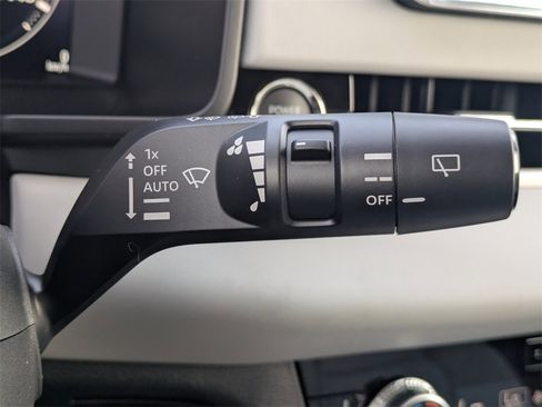 New 2025 Mitsubishi Outlander SEL image 30