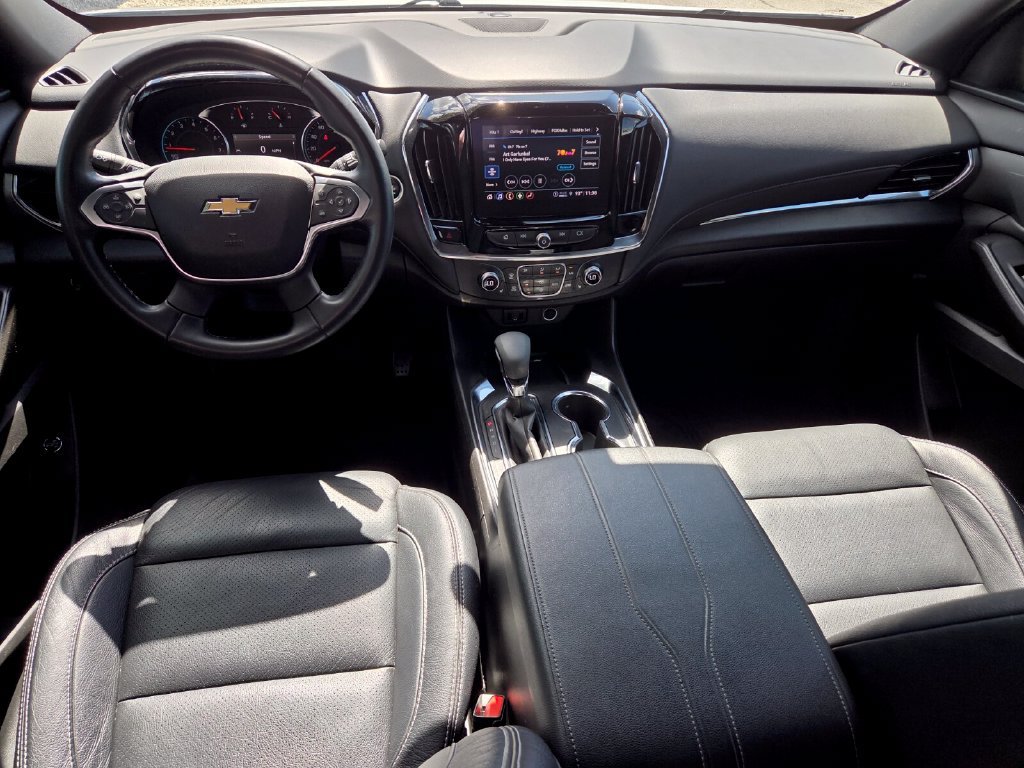 Used 2023 Chevrolet Traverse LT FWD image 9