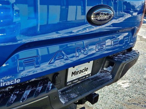 Used 2024 Ford Ranger Lariat w/ FX4 Off-Road Package image 29