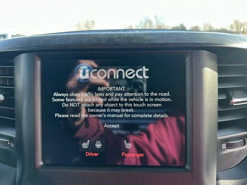 Used 2021 RAM 3500 Big Horn w/ Level 1 Equipment Group image 19