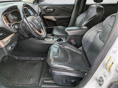 Used 2017 Jeep Cherokee High Altitude w/ Luxury Group image 14