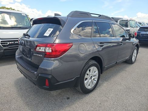 Used 2018 Subaru Outback 2.5i Premium AWD/4WD image 6
