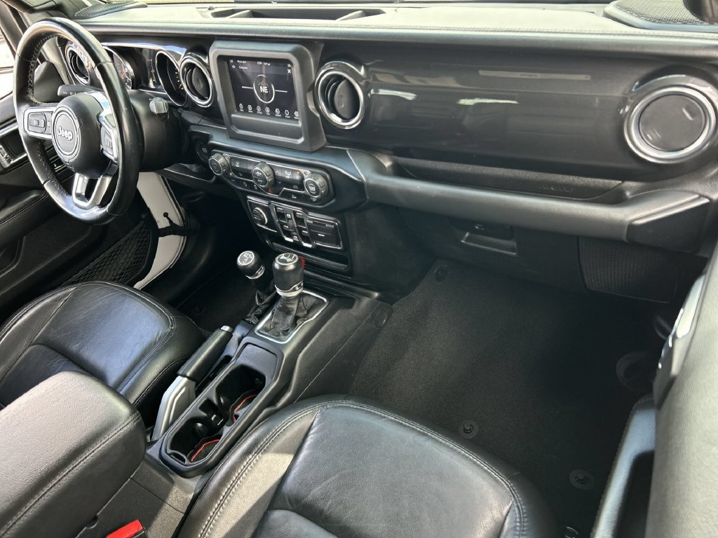 Used 2021 Jeep Wrangler Unlimited Sahara AWD/4WD image 29