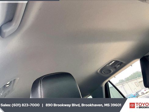 Used 2022 Ford Explorer Limited AWD/4WD image 18