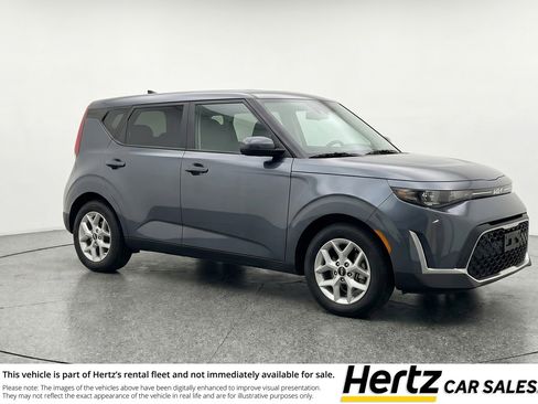 Used 2025 Kia Soul LX w/ LX Technology Package FWD image 1